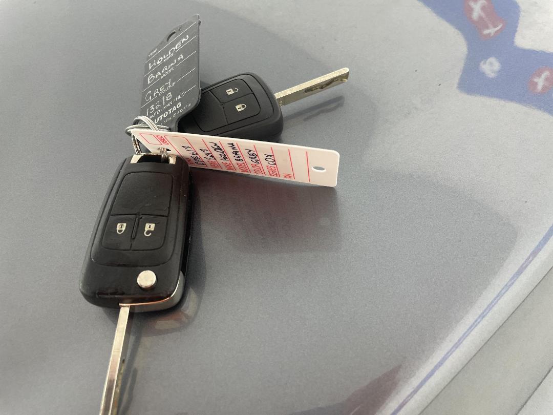 Photo '22' of Holden Barina