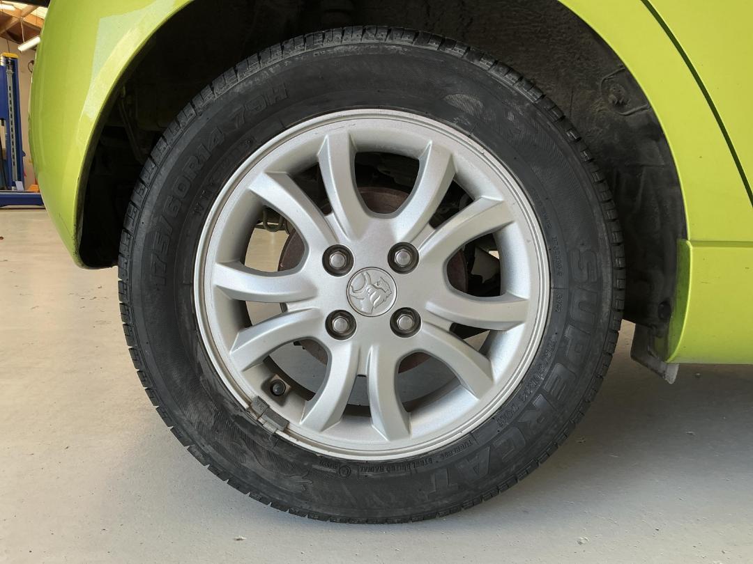 Photo '12' of Holden Barina Spark Photo '12' of Holden Barina Spark