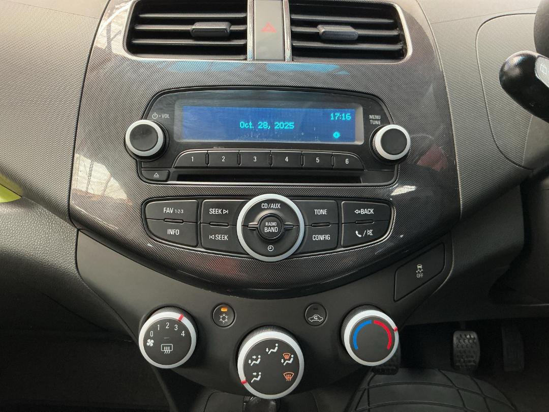 Photo '18' of Holden Barina Spark Photo '18' of Holden Barina Spark