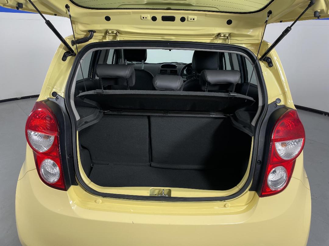 Photo '14' of Holden Barina Spark