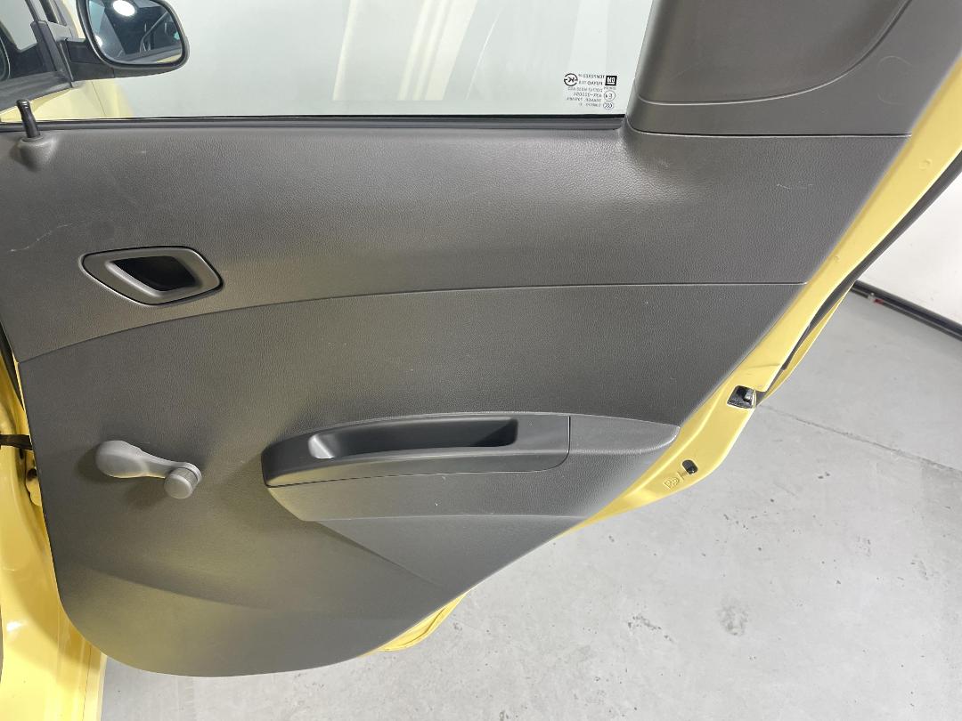 Photo '19' of Holden Barina Spark