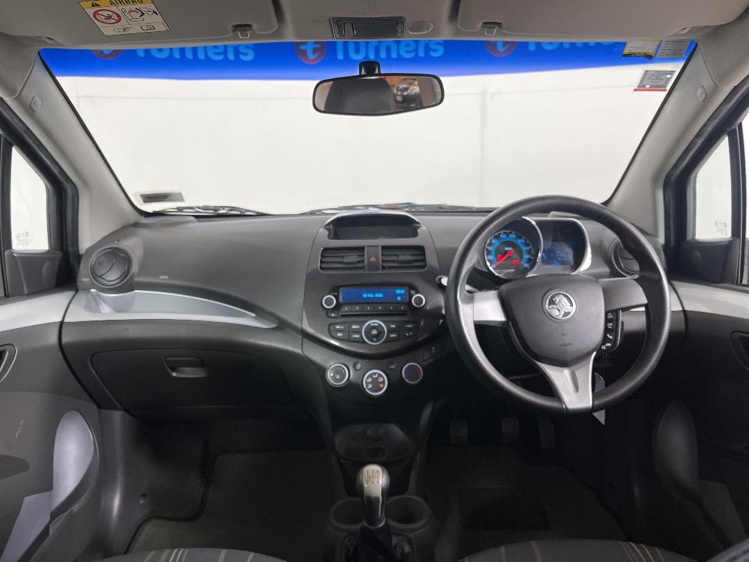 Photo '17' of Holden Barina Spark