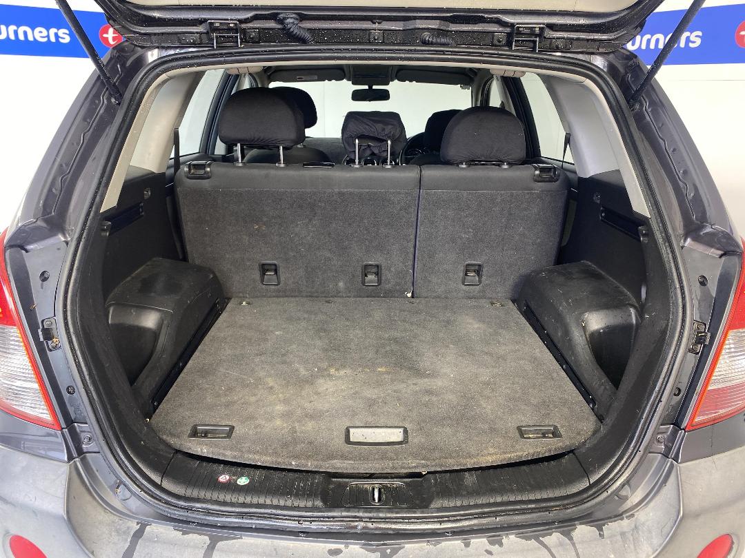 Photo '14' of Holden Captiva 5