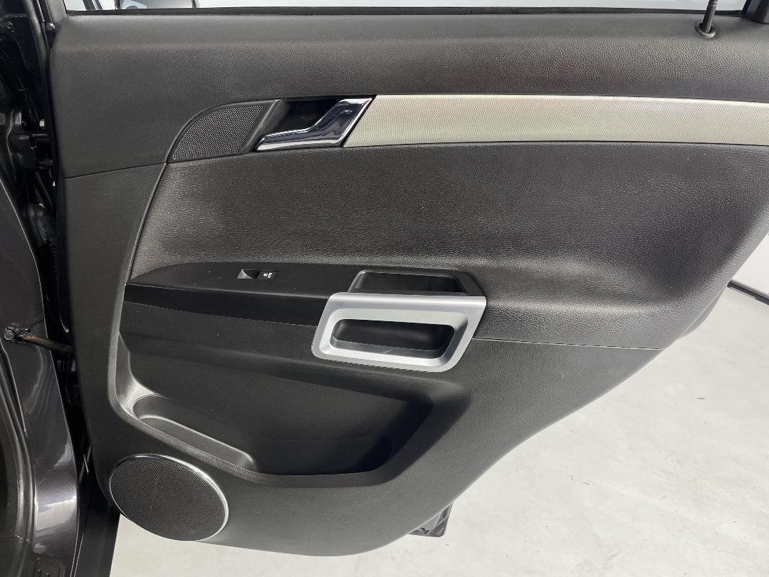 Photo '19' of Holden Captiva 5 Photo '19' of Holden Captiva 5