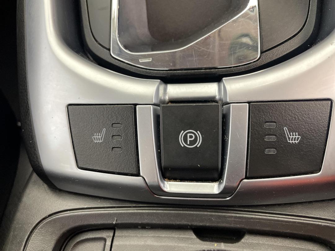 Photo '26' of Holden Captiva 5 Photo '26' of Holden Captiva 5