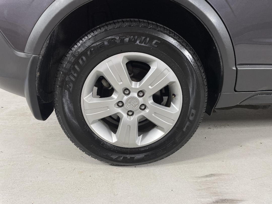 Photo '12' of Holden Captiva 5