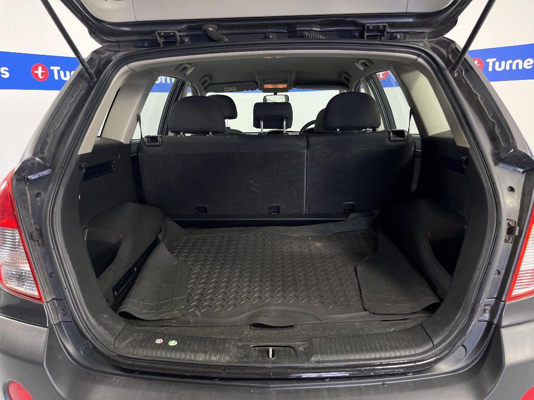 Photo '14' of Holden Captiva 5