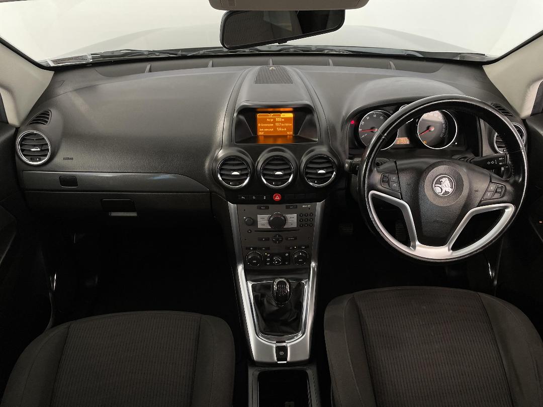 Photo '17' of Holden Captiva 5