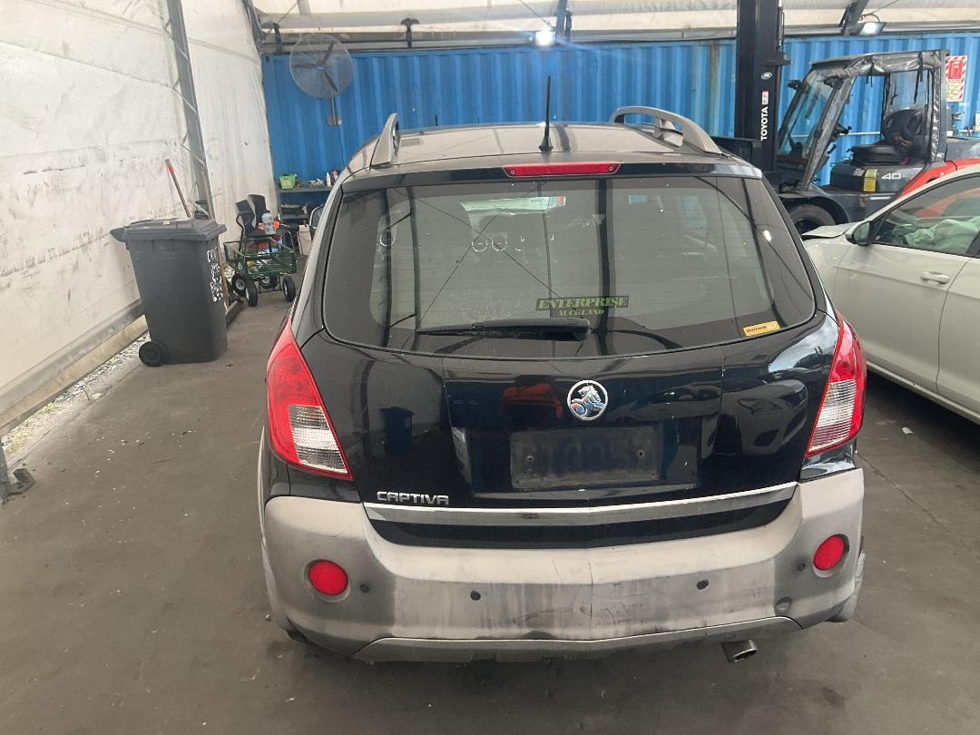 Photo '11' of Holden Captiva 5 Photo '11' of Holden Captiva 5