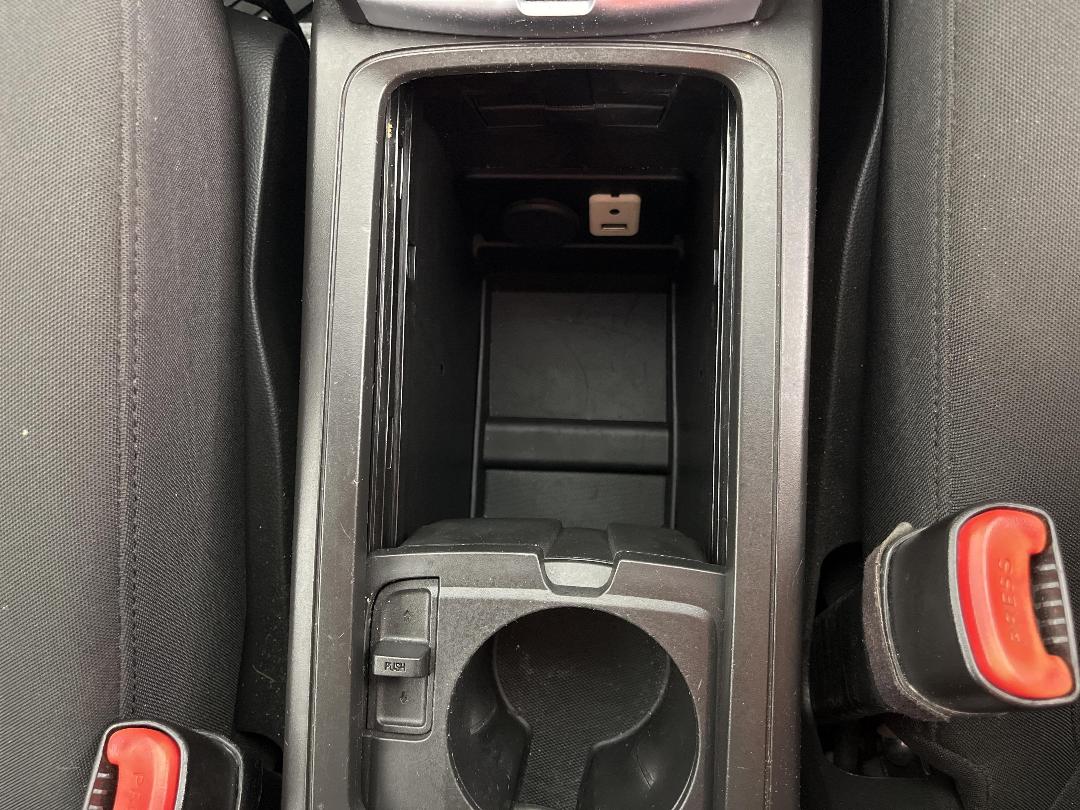 Photo '28' of Holden Captiva 5 Photo '28' of Holden Captiva 5