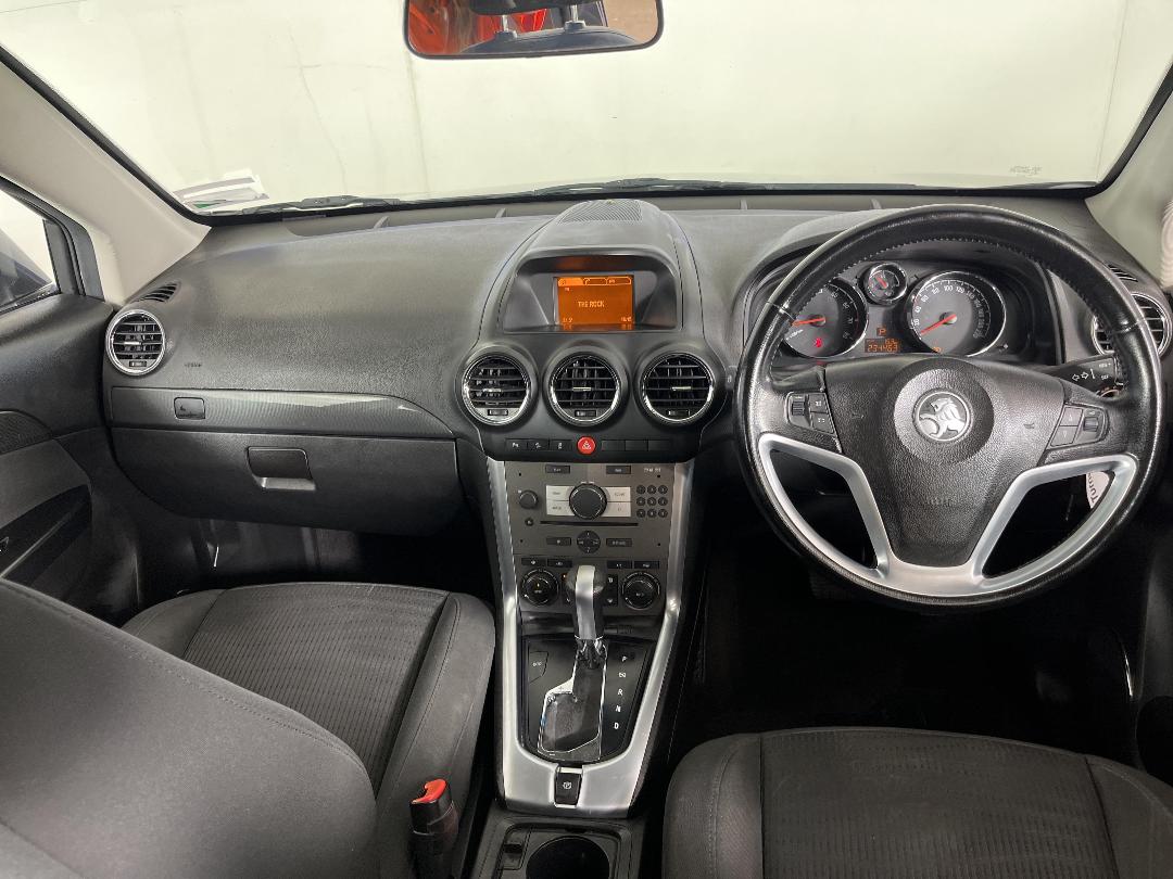 Photo '17' of Holden Captiva 5 Photo '17' of Holden Captiva 5