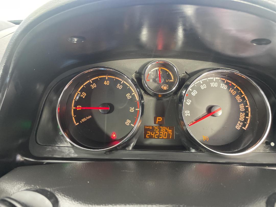 Photo '21' of Holden Captiva 5 Photo '21' of Holden Captiva 5