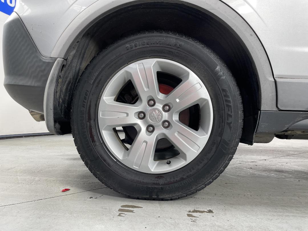 Photo '12' of Holden Captiva 5