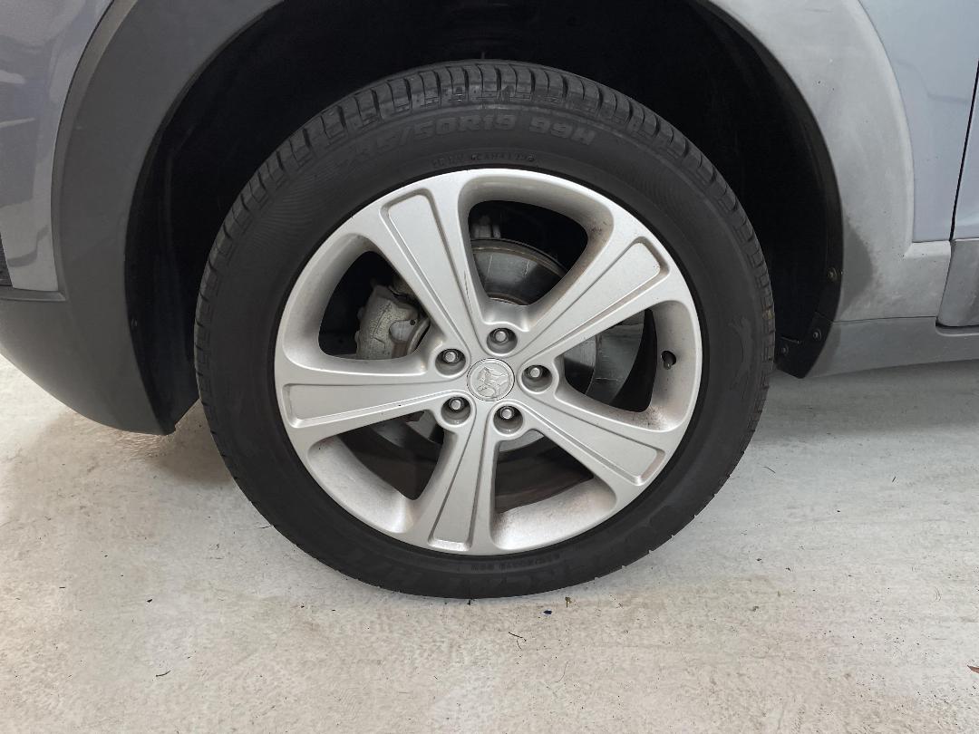 Photo '10' of Holden Captiva 7 Photo '10' of Holden Captiva 7