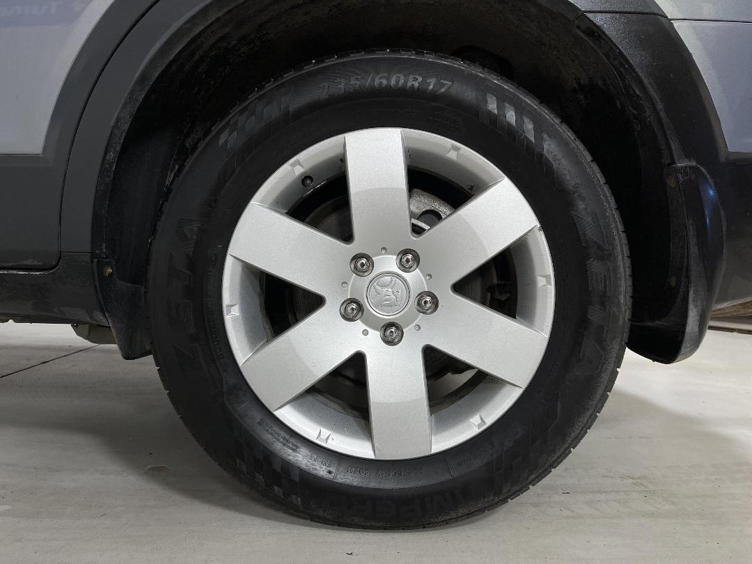 Photo '11' of Holden Captiva 7 Photo '11' of Holden Captiva 7