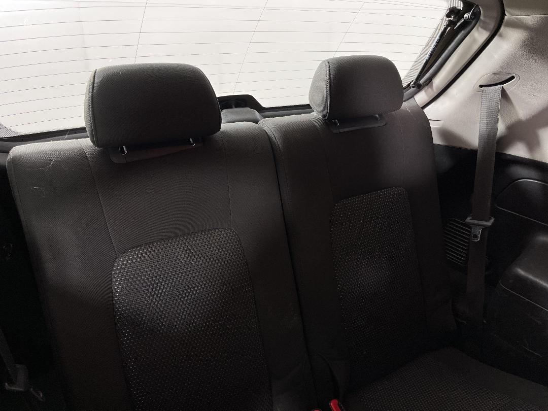 Photo '26' of Holden Captiva 7 Photo '26' of Holden Captiva 7