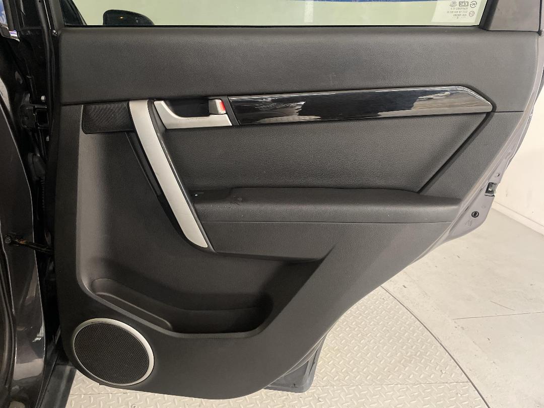 Photo '19' of Holden Captiva 7