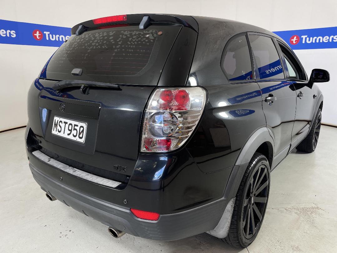 Photo '7' of Holden Captiva 7