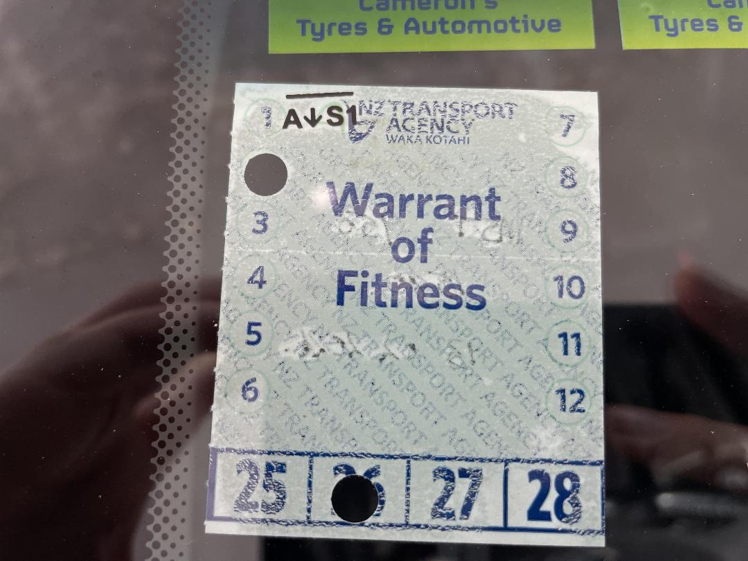 Photo '23' of Holden Captiva 7