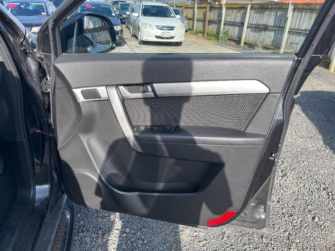 Photo '13' of Holden Captiva 7 SX Photo '13' of Holden Captiva 7 SX