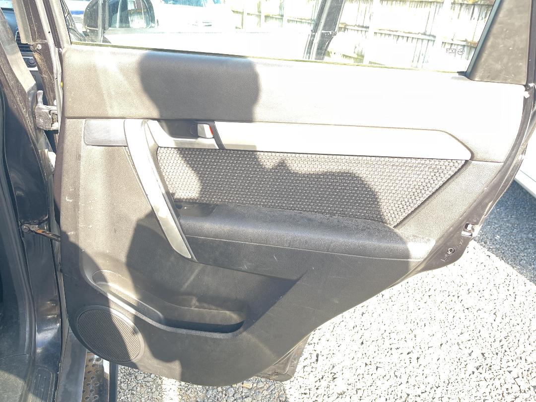 Photo '17' of Holden Captiva 7 SX Photo '17' of Holden Captiva 7 SX