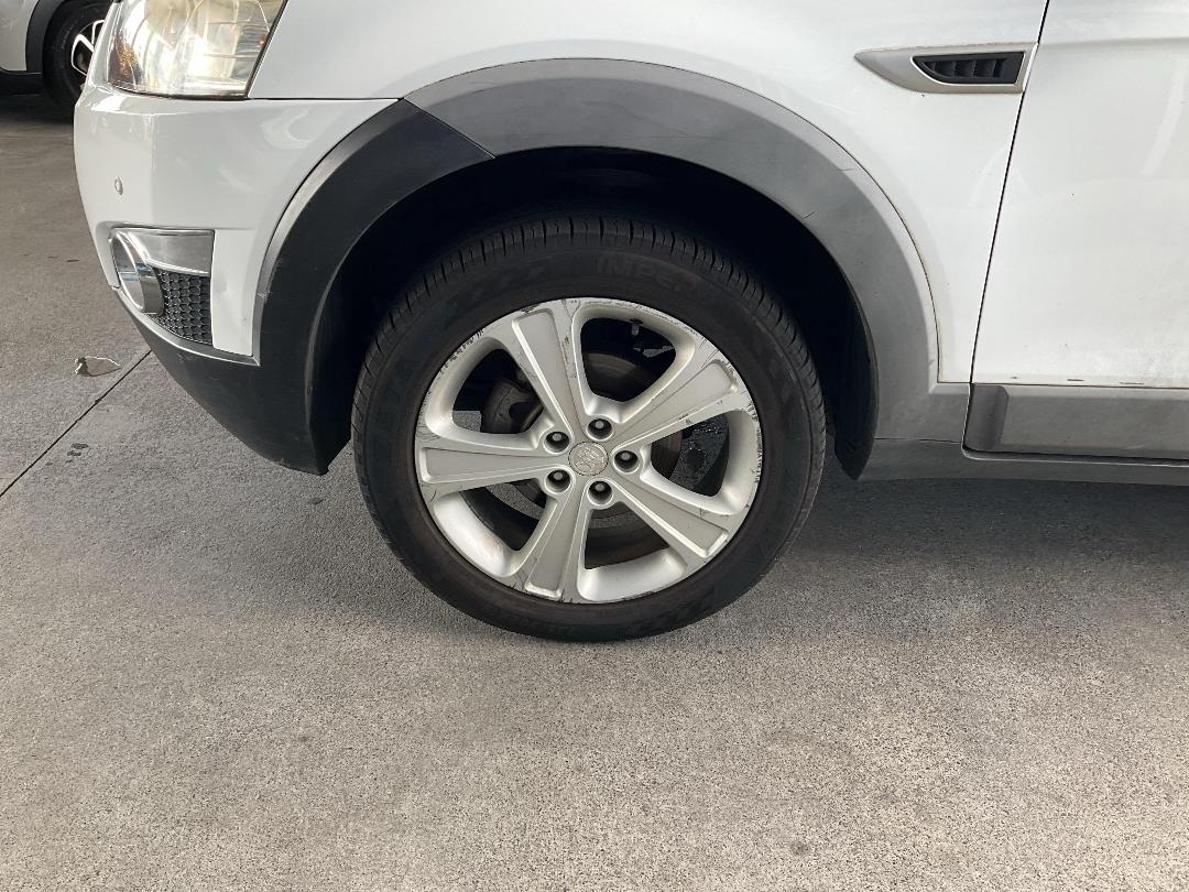 Photo '8' of Holden Captiva 7 LX