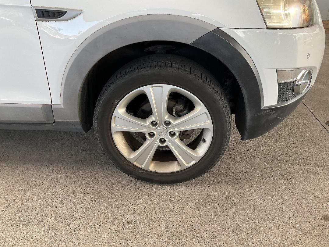 Photo '7' of Holden Captiva 7 LX