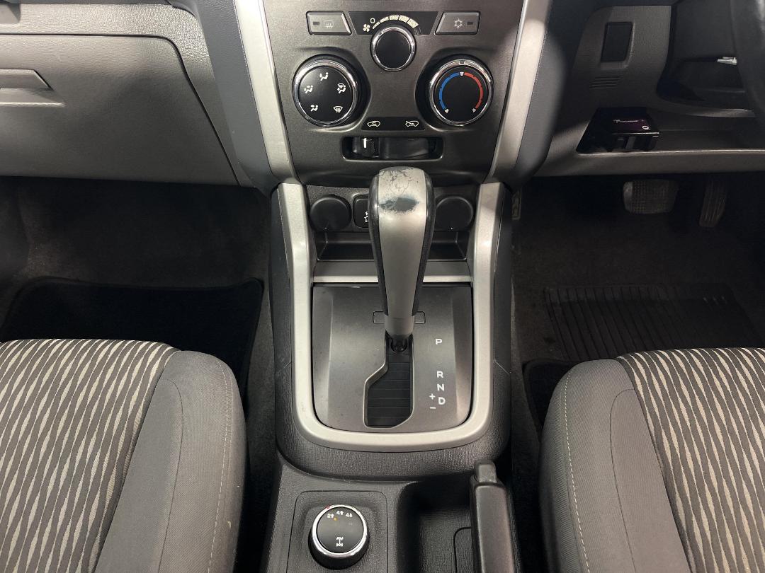 Photo '17' of Holden Colorado