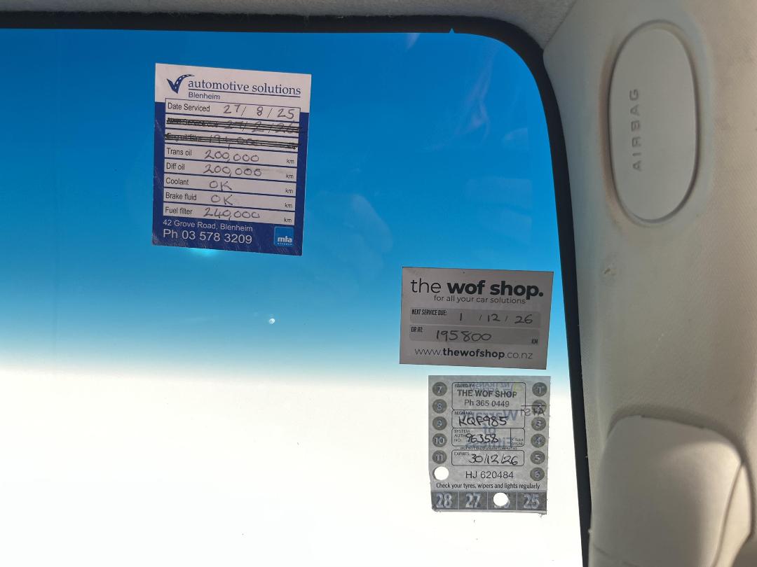 Photo '32' of Holden Colorado