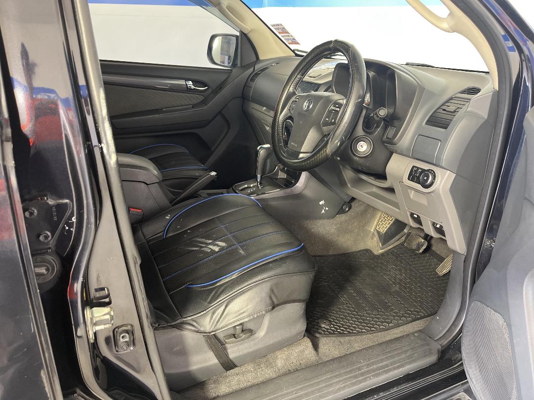 Photo '16' of Holden Colorado Photo '16' of Holden Colorado