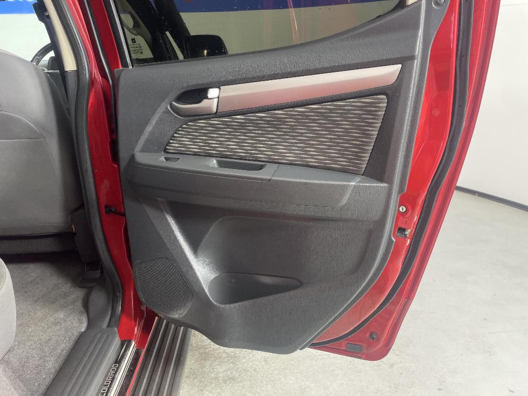 Photo '19' of Holden Colorado