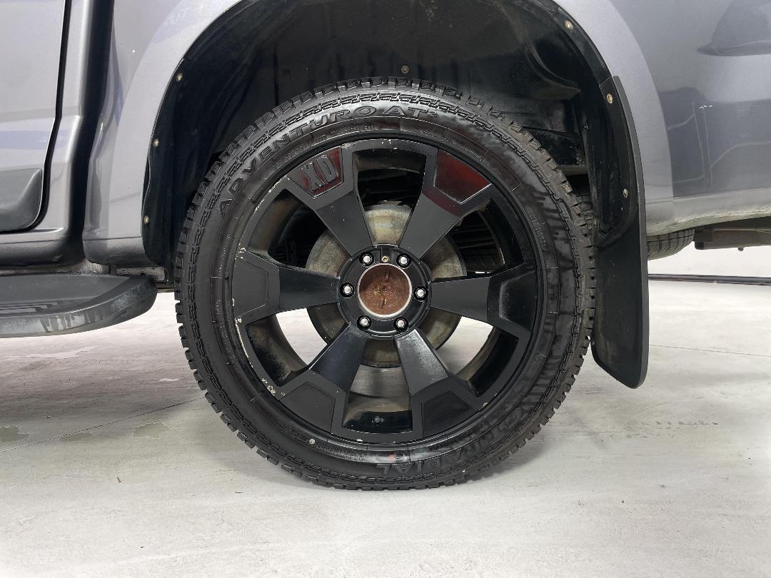 Photo '11' of Holden Colorado Photo '11' of Holden Colorado