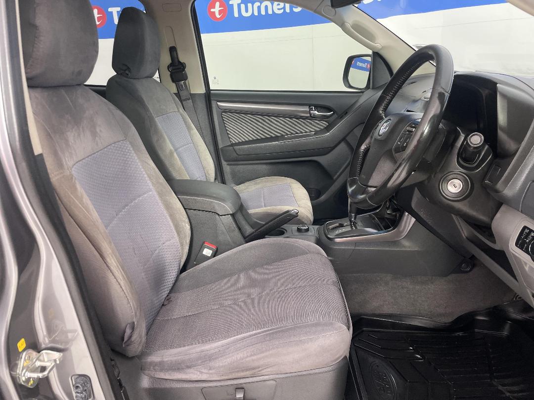 Photo '16' of Holden Colorado Photo '16' of Holden Colorado