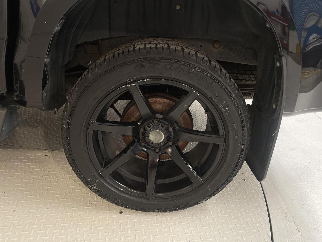 Photo '11' of Holden Colorado