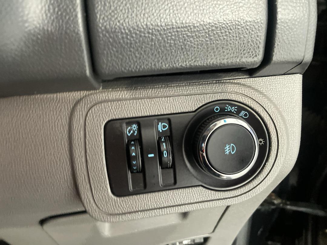 Photo '24' of Holden Colorado