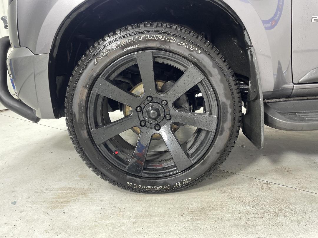 Photo '10' of Holden Colorado