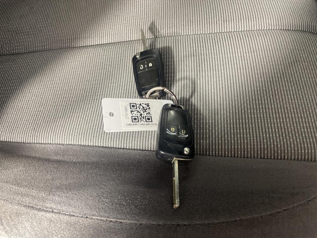 Photo '22' of Holden Colorado