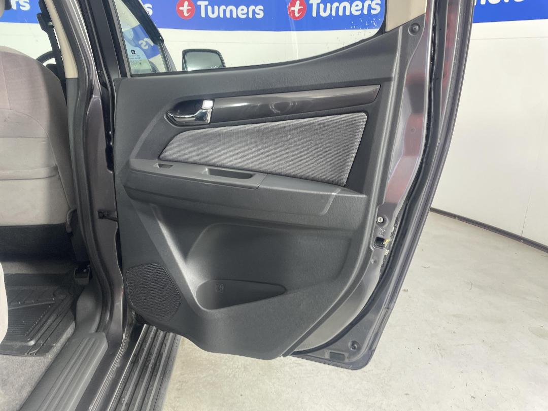 Photo '19' of Holden Colorado