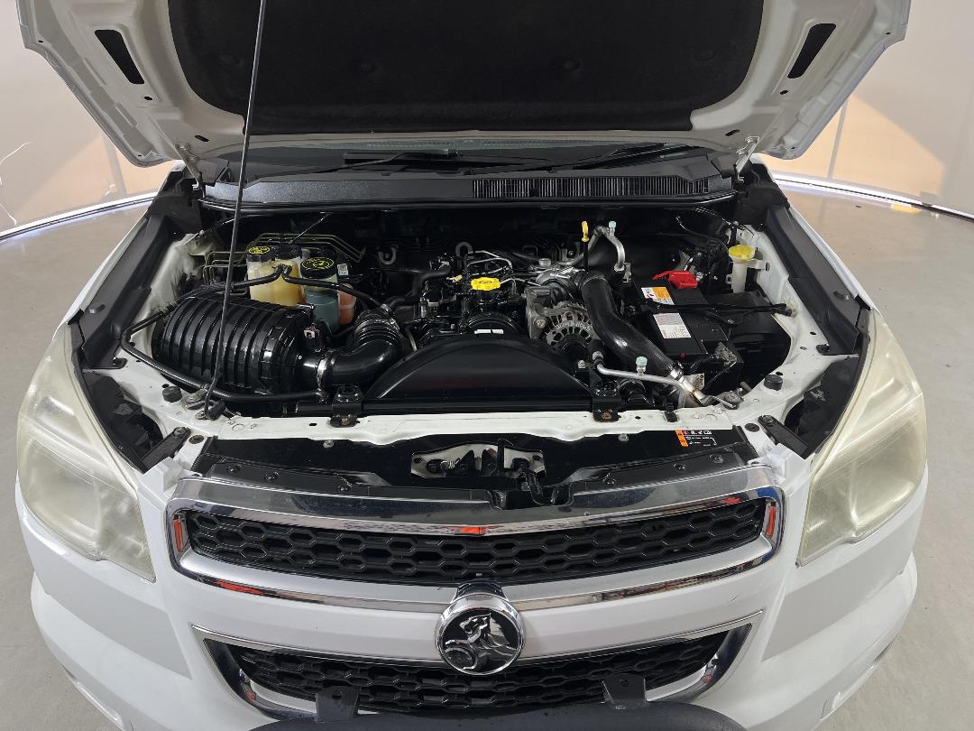 Photo '13' of Holden Colorado