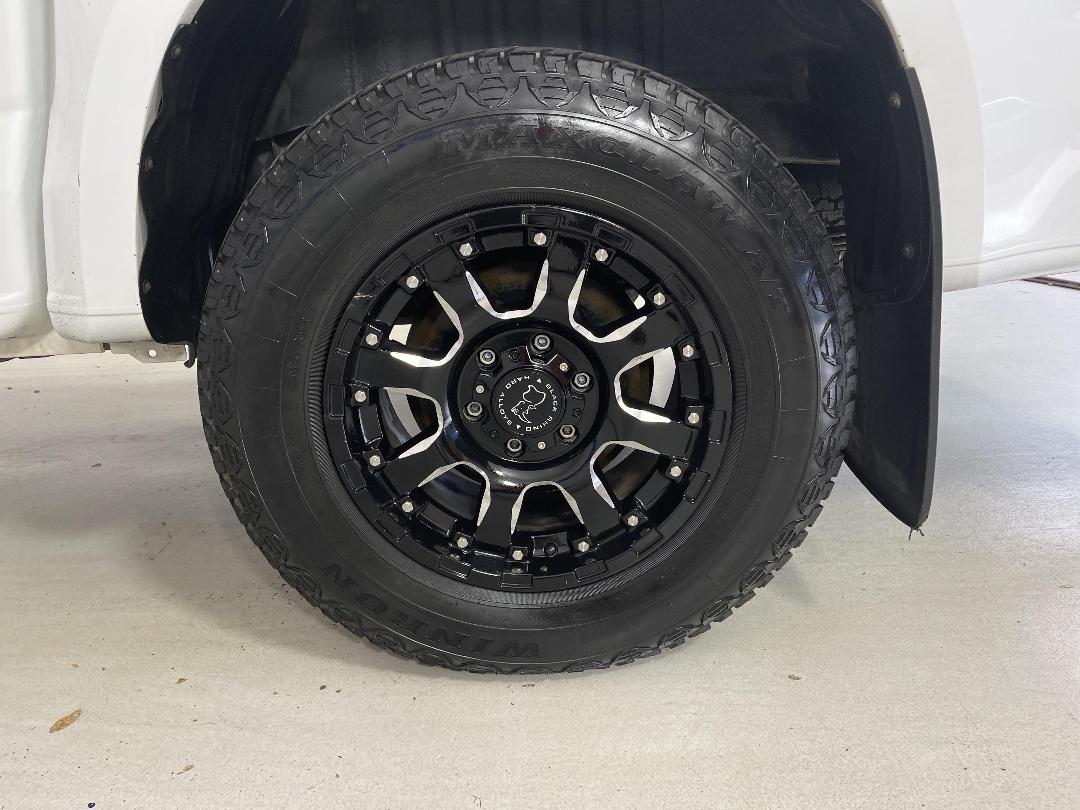 Photo '11' of Holden Colorado