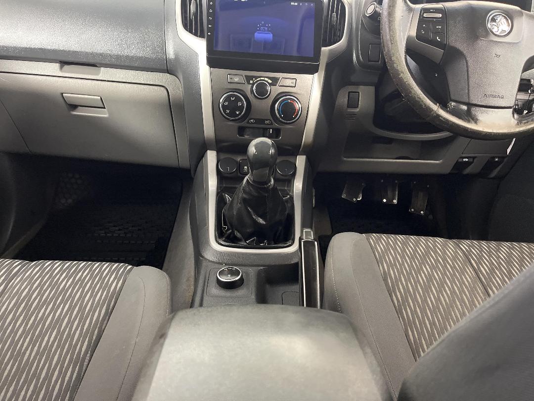 Photo '18' of Holden Colorado