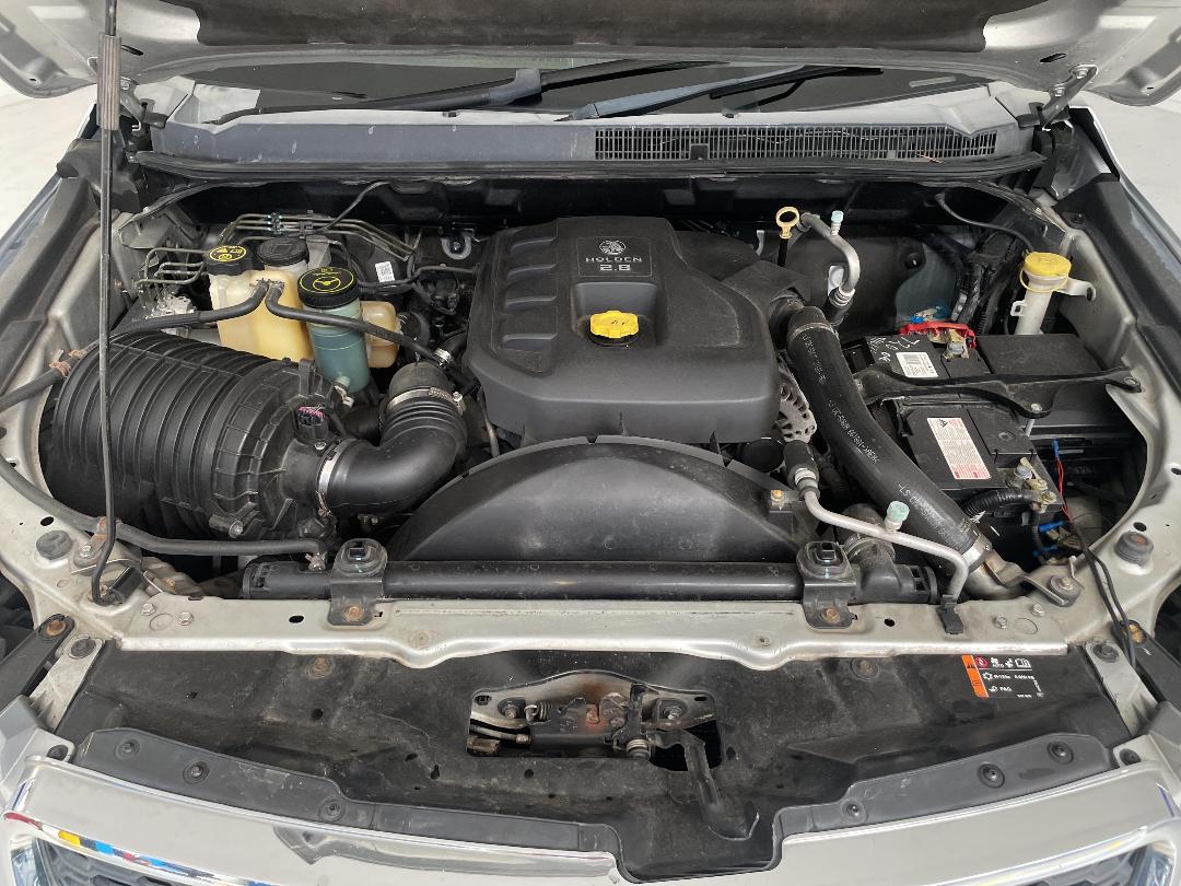 Photo '13' of Holden Colorado