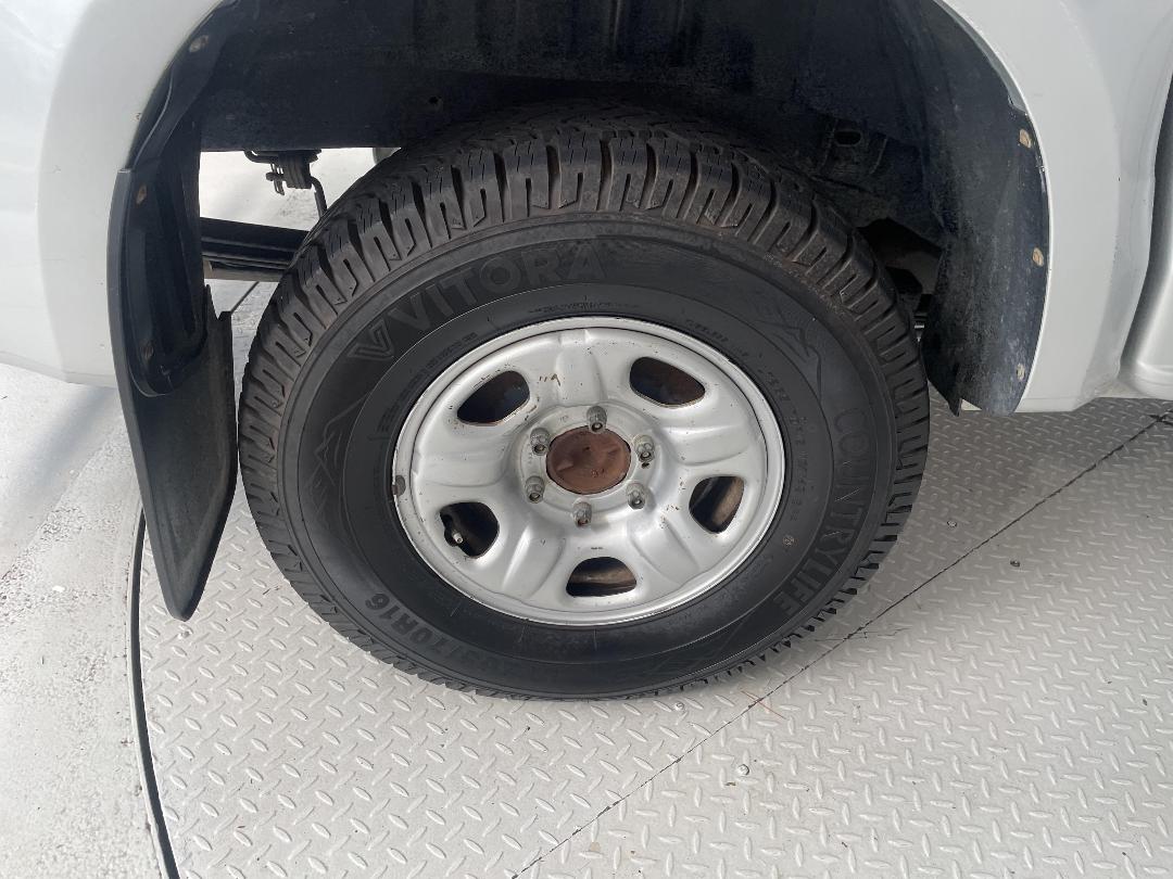 Photo '12' of Holden Colorado