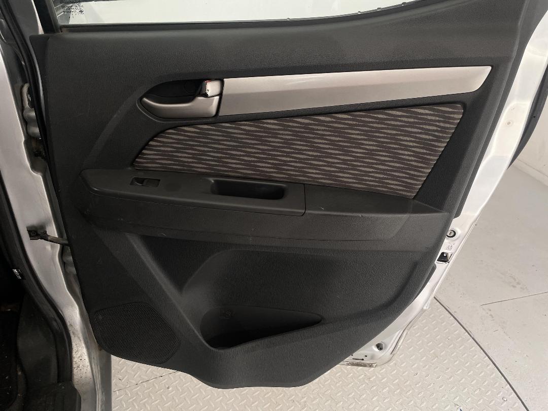 Photo '19' of Holden Colorado