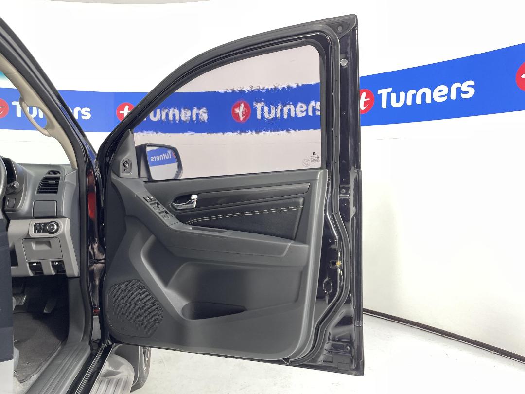 Photo '15' of Holden Colorado