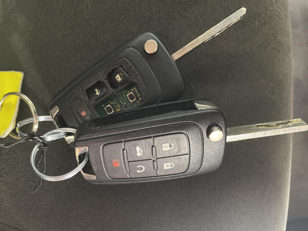 Photo '22' of Holden Commodore Photo '22' of Holden Commodore