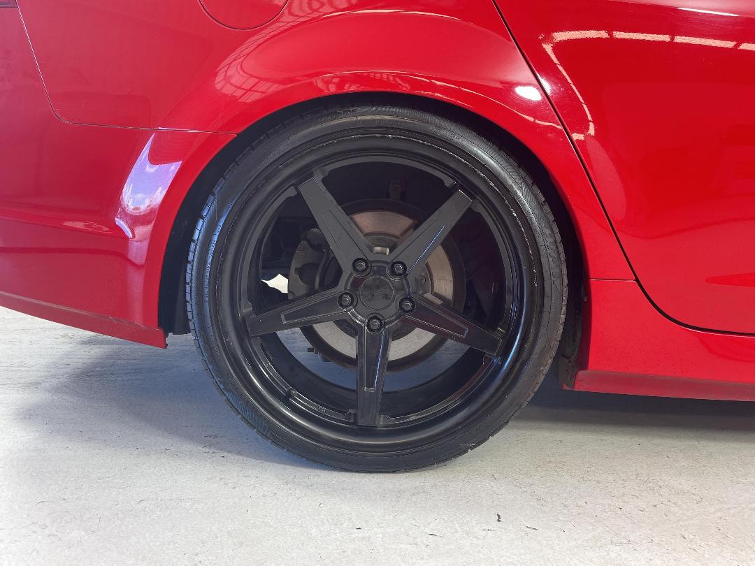 Photo '12' of Holden Commodore