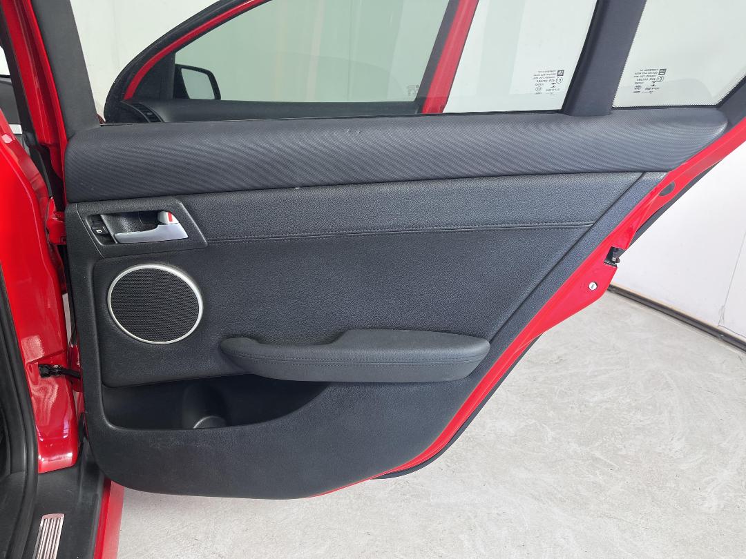 Photo '19' of Holden Commodore