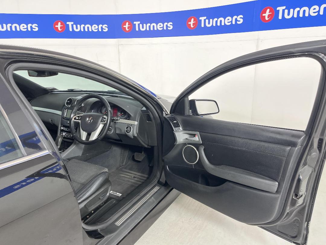 Photo '15' of Holden Commodore