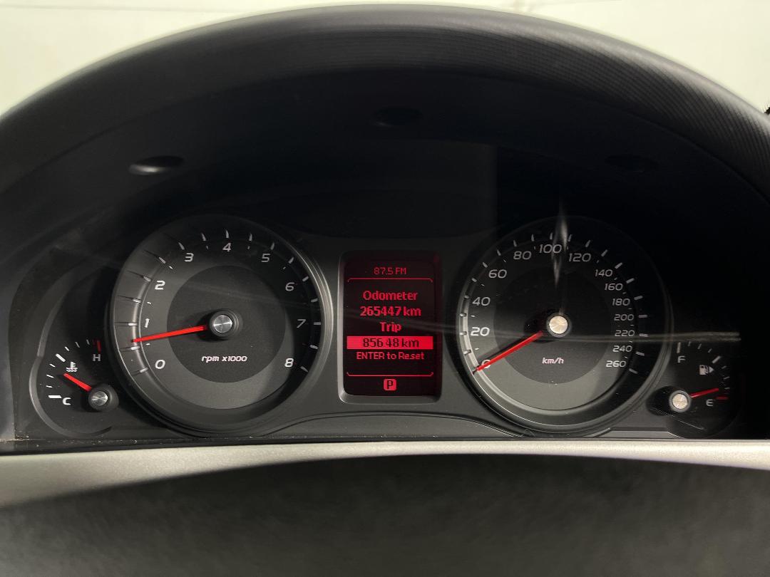 Photo '21' of Holden Commodore